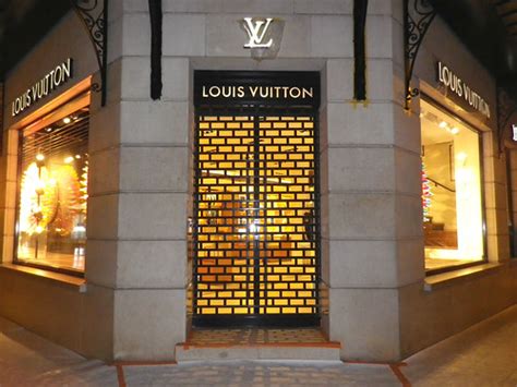 louis vuitton belgien|louis vuitton contact.